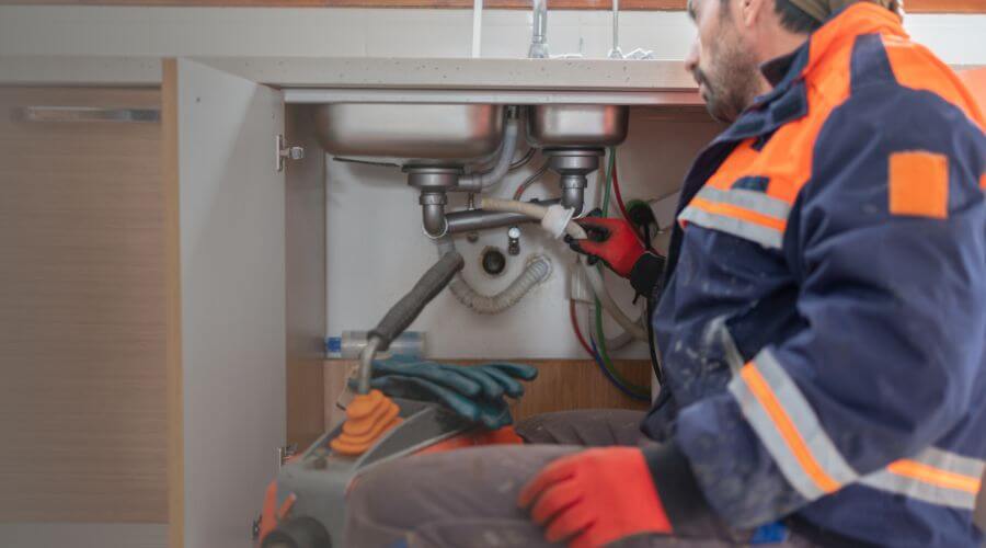 Descale Tankless Water Heater in Dracut, MA